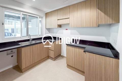 3 bedrooms Townhouse in Dubai, UAE No. 184652 5