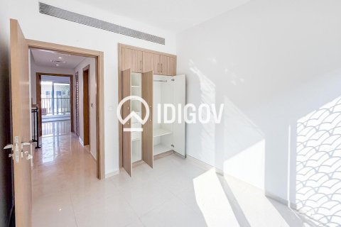 3 bedrooms Townhouse in Dubai, UAE No. 184652 10