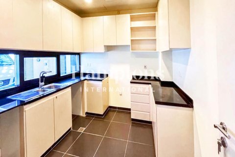 3 bedrooms Townhouse in Richmond, UAE No. 139904 13