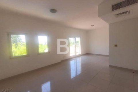 Villa de 6 dormitorios en Dubai, UAE No. 89365 7