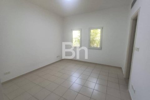 Villa de 6 dormitorios en Dubai, UAE No. 89365 4