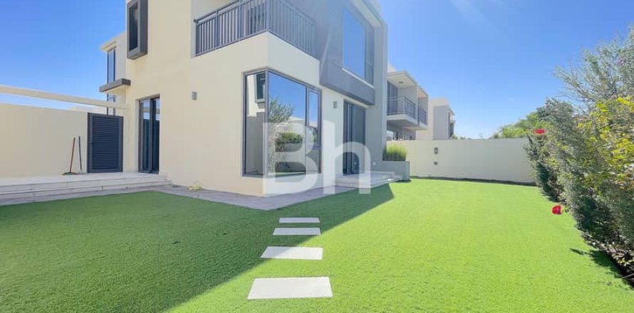 Townhouse de 4 dormitorios en Dubai Hills Estate, UAE No. 89366
