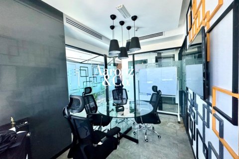 100m² Office in Jumeirah Lake Towers, UAE No. 163372 6