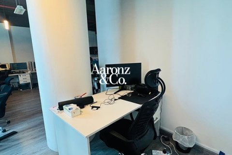 61m² Office in Business Bay, UAE No. 163370 6