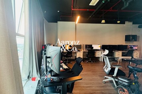 61m² Office in Business Bay, UAE No. 163370 9