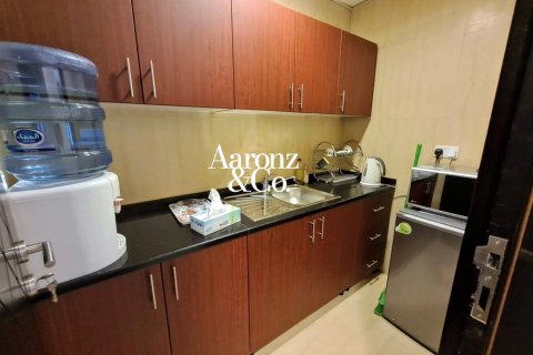 87m² Office in Business Bay, UAE No. 163367 4