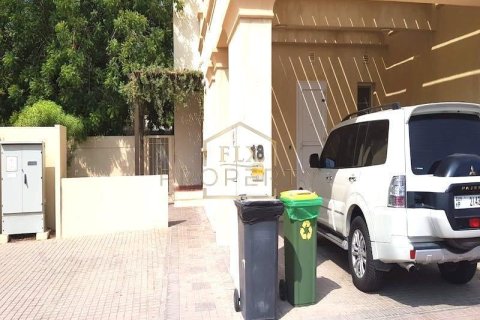 2 bedrooms Villa in Springs 12, UAE No. 5131 12