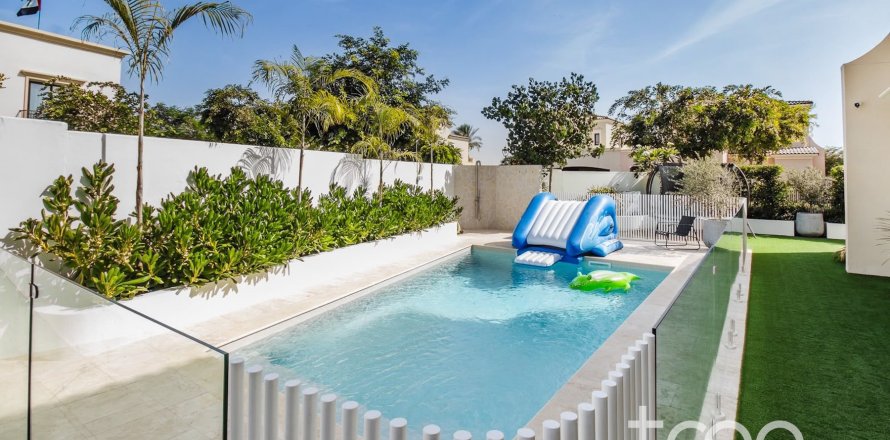 Villa de 4 dormitorios en Samara, UAE No. 206098