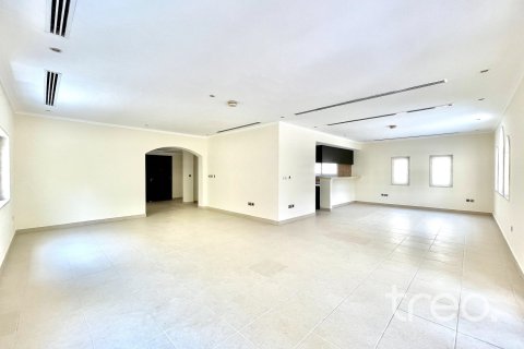 Villa de 3 dormitorios en Legacy, UAE No. 206100 4