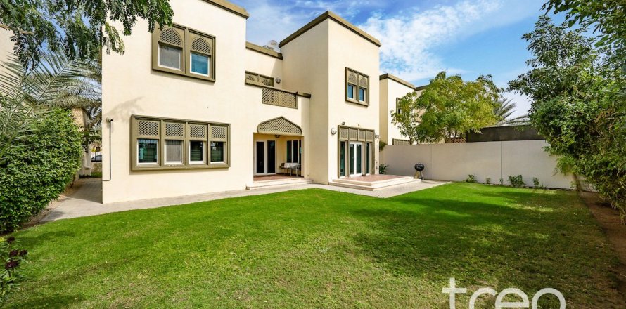 Villa de 3 dormitorios en Regional, UAE No. 206101