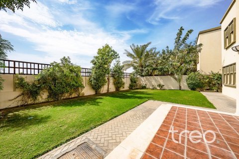 Villa de 3 dormitorios en Regional, UAE No. 206101 3
