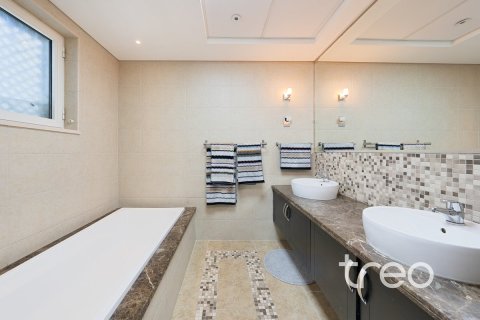 Villa de 3 dormitorios en Regional, UAE No. 206101 17