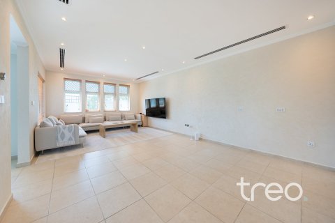 Villa de 3 dormitorios en Regional, UAE No. 206101 18