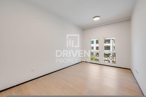 2 bedrooms Apartment in Umm Suqeim 3, UAE No. 193710 8
