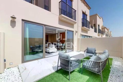 3 bedrooms Villa in Jumeirah Golf Estates, UAE No. 193707 3