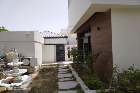 Villa de 5 chambres No. 127754 10