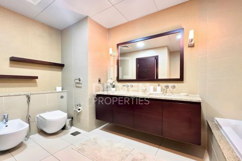 1 غرف نوم شقة في Tiara Residences, الإمارات العربية المتحدة رقم 202346 15