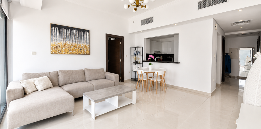 1 غرف نوم شقة في Silverene Tower B, الإمارات العربية المتحدة رقم 202347