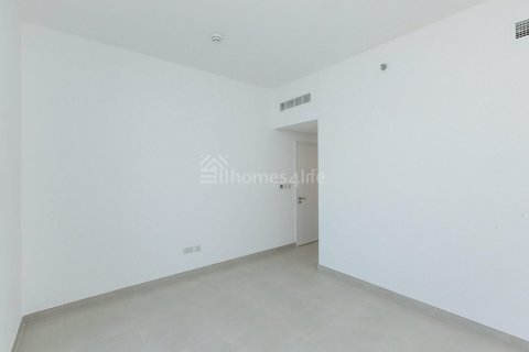 2 bedrooms Apartment in Dubai, UAE No. 156662 11