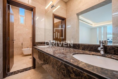6 bedrooms Villa in Nadd Al Sheba, UAE No. 192721 26