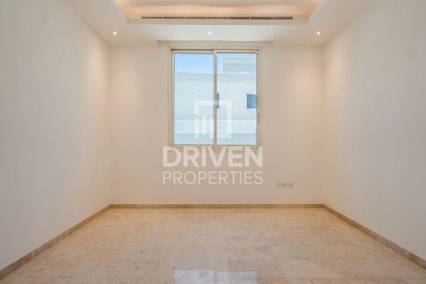 6 bedrooms Villa in Nadd Al Sheba, UAE No. 192721 11