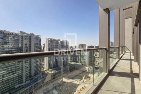 3 bedrooms Apartment in Business Bay, UAE No. 192719 18