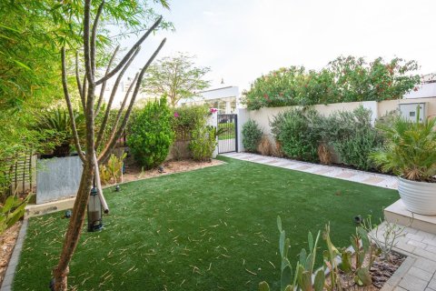 3 bedrooms Townhouse in Town Square, UAE No. 151528 23