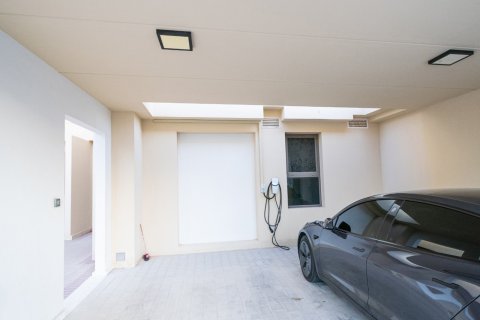 3 bedrooms Townhouse in Town Square, UAE No. 151528 5