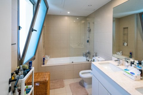 3 bedrooms Townhouse in Town Square, UAE No. 151528 4