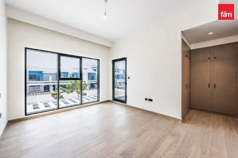 Townhouse de 4 dormitorios en Dubai, UAE No. 186004 8