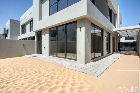 Таунхаус с 3 спальнями в Dubai Land, ОАЭ №194172 8