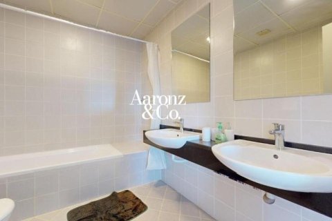 Квартира с 2 спальнями в Дубай Марина, ОАЭ №171425 10