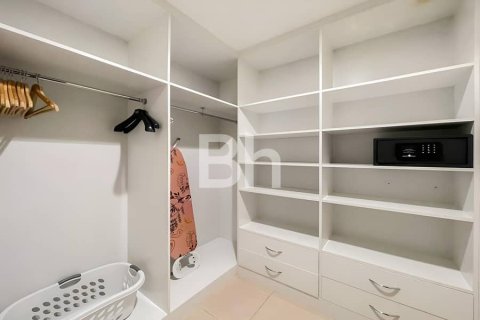 Appartement de 3 chambres  No. 114021 15