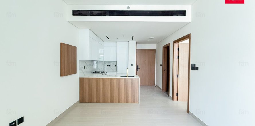1 bedroom Apartment in Dubai, UAE No. 105621