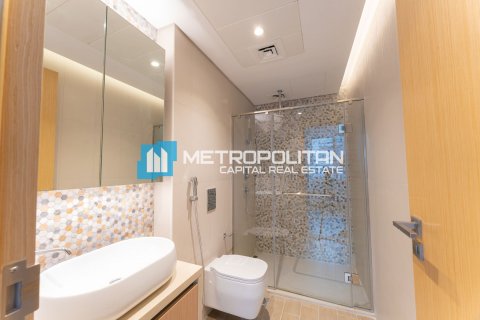 3 bedrooms Apartment on the Yas Island, UAE No. 139987 16