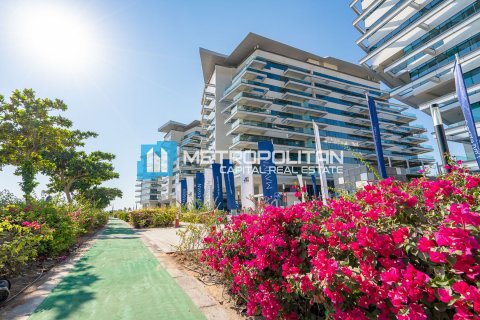 3 bedrooms Apartment on the Yas Island, UAE No. 139987 22