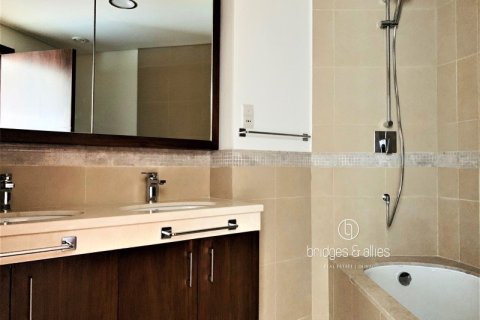 2 bedrooms Apartment in Downtown Dubai (Downtown Burj Dubai), UAE No. 139983 11