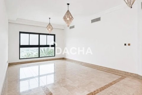 Квартира с 2 спальнями в The Fairmont Palm Residences, ОАЭ №207816 12