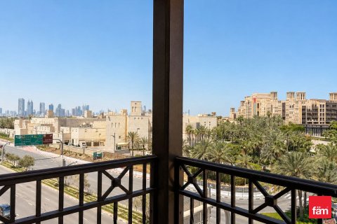 Appartement de 4 chambres à Umm Suqeim, UAE No. 163698 9