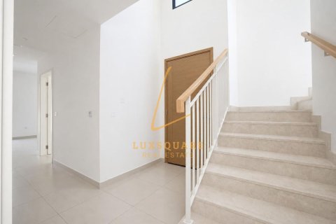 Villa de 4 dormitorios en Dubai Hills Estate, UAE No. 168653 10