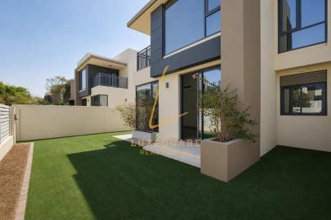Villa de 4 dormitorios en Dubai Hills Estate, UAE No. 168653 23