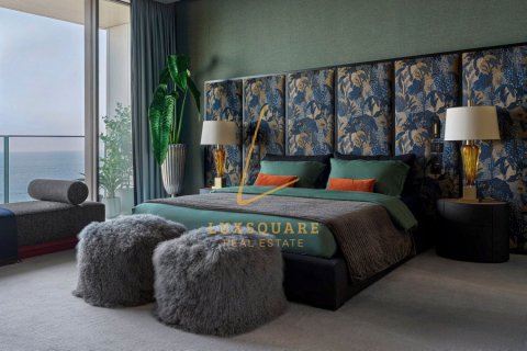 Apartment de 2 dormitorios en The Crescent, UAE No. 168651 3