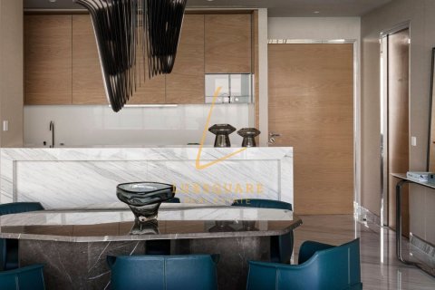 Apartment de 2 dormitorios en The Crescent, UAE No. 168651 12