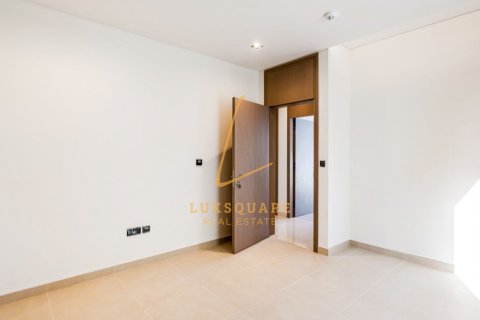 Villa de 5 dormitorios en Golf Place, UAE No. 168652 21