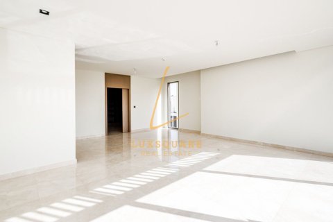 Villa de 5 dormitorios en Golf Place, UAE No. 168652 15