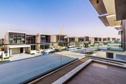Villa de 5 dormitorios en Golf Place, UAE No. 168652 28