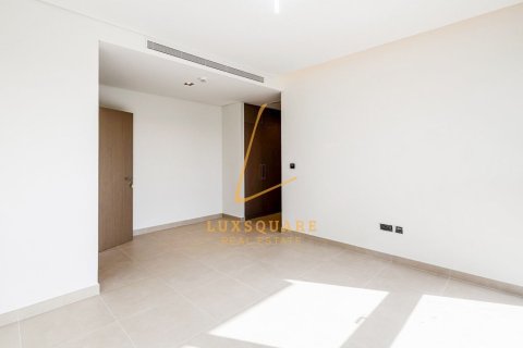 Villa de 5 dormitorios en Golf Place, UAE No. 168652 16