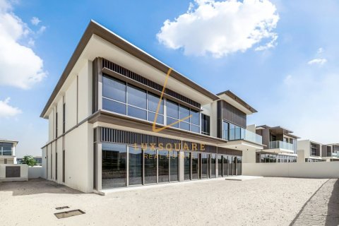 Villa de 5 dormitorios en Golf Place, UAE No. 168652 26
