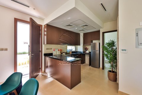 2 bedrooms Townhouse in Khalifa City, UAE No. 91221 14