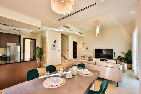 2 bedrooms Townhouse in Khalifa City, UAE No. 91221 15